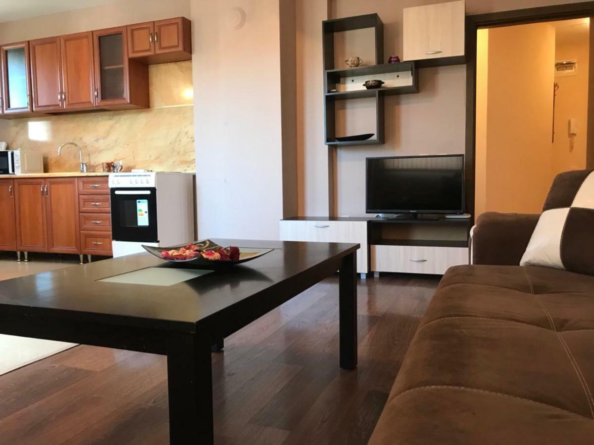 Апартамент Боряна Plovdiv Exterior foto